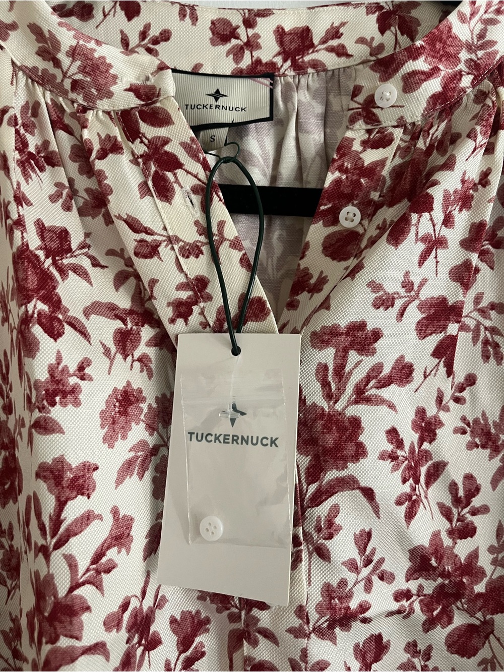 NWT tuckernuck sawyer pomegranate blouse - Picture 3 of 5